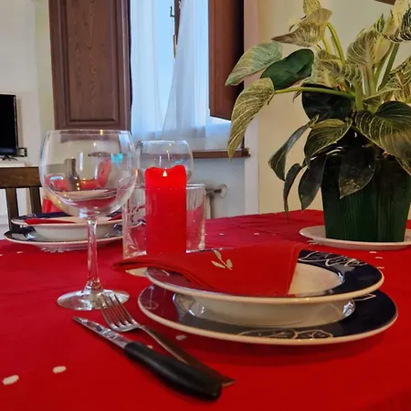 아파트 La Casa Nella Vigna Colline Del Vino 카판노리